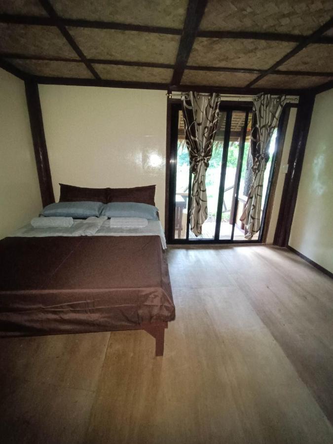 Tony'S Country Glamping With Chalet With Private Wash Room Accommodation El Nido Bagian luar foto