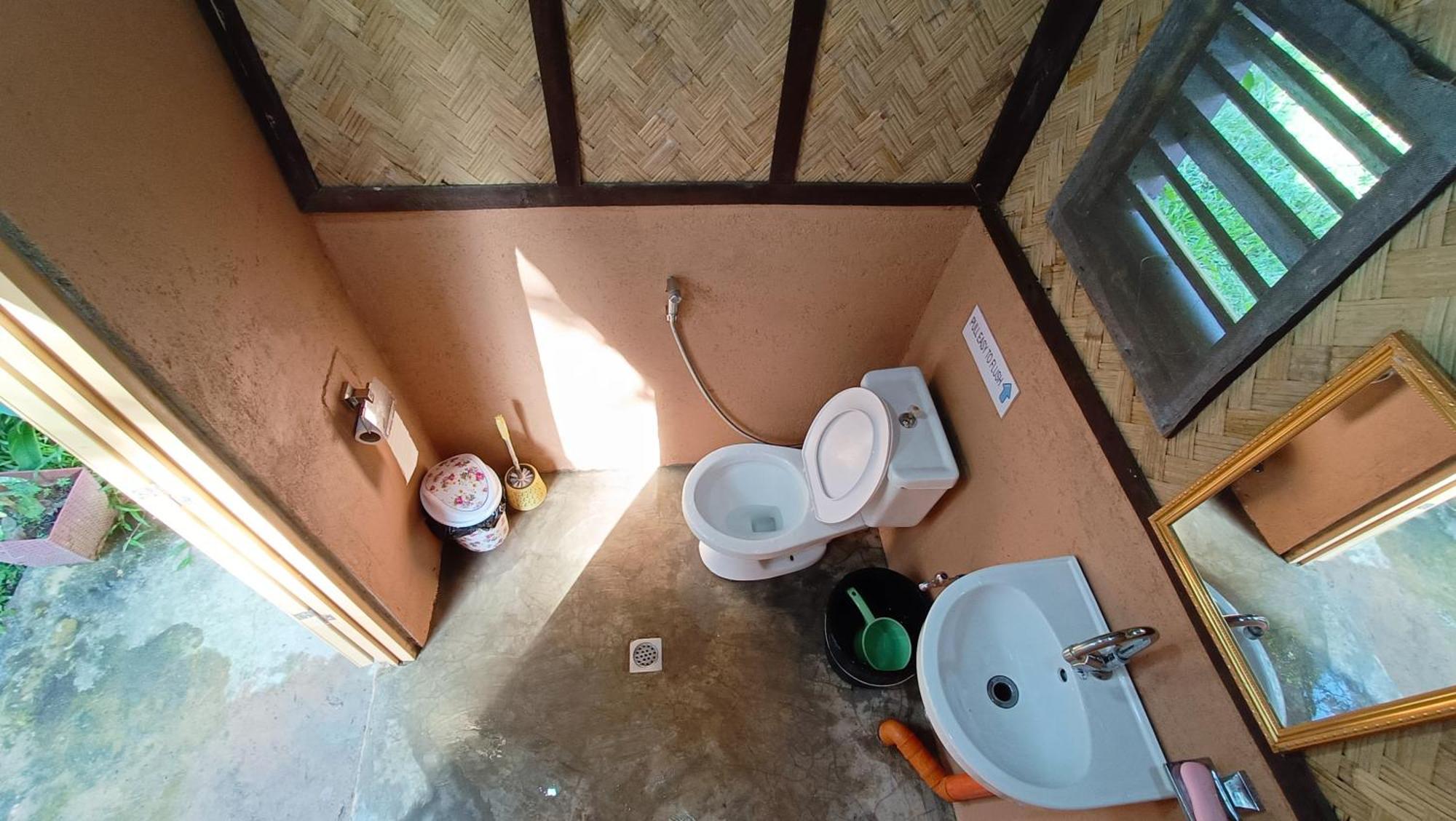 Tony'S Country Glamping With Chalet With Private Wash Room Accommodation El Nido Bagian luar foto